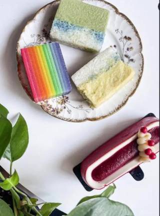 Assorted cakes and kuih from Lady Wong. Photo: Karen Su