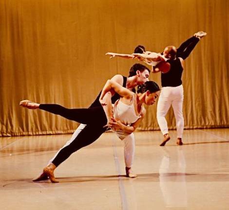 Cara McManus and Oscar Rodriguez perform <i>Chapter. A</i> precursor to the world premiere of <i>Legacy</i>, this work also delves into the complexities of human emotion through similar minimalist compositions.