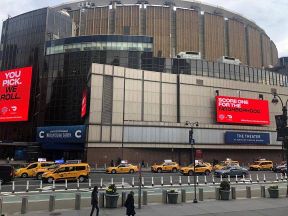 Madison Square Garden has signed a new 20 year lease to stay atop Penn Station, complicating matters for the three railroads that use the dark underground rail hub below that has 600,00 daily users, a number that is expected to grow in the decade ahead.