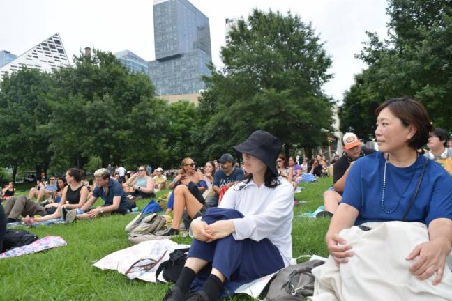 Audiences were excited to see their favorite Broadway stars perform the songs they love for free at Broadway by the Boardwalk.